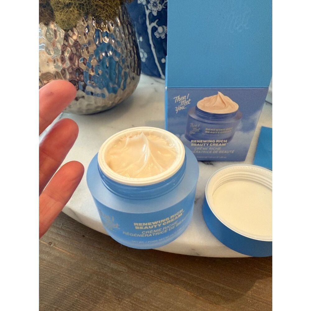 Then I Met You
Renewing Rich Firming and Barrier Repair Cream - Picture 6 of 7